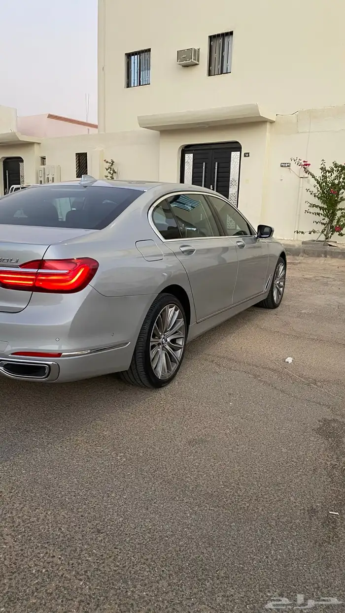 بي ام دبيلو 740Li 7