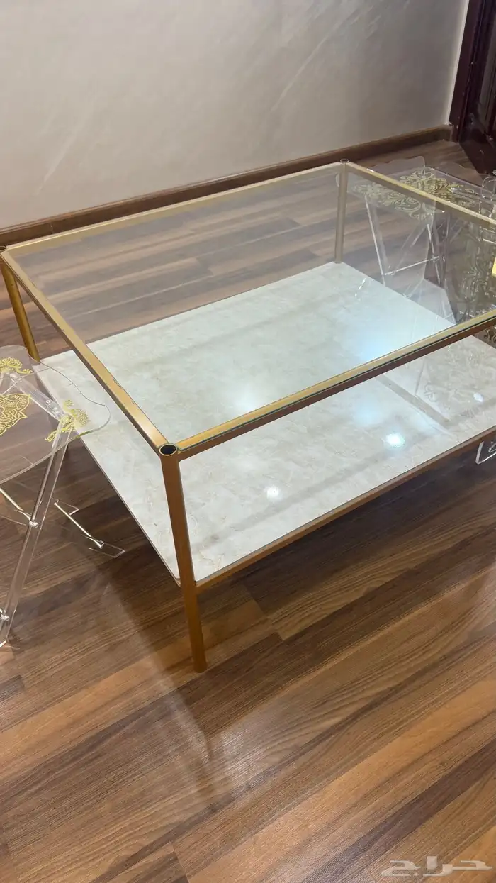 طاولة كنب مع طاولات خدمه للبيع 0