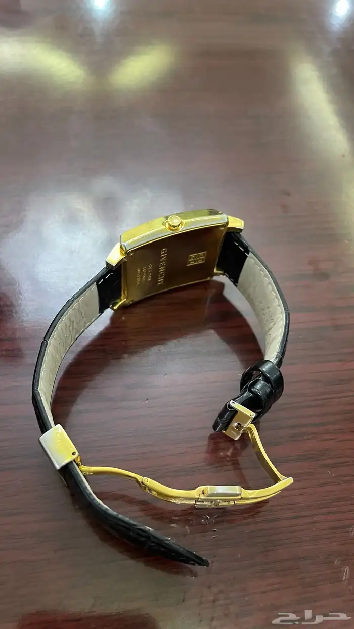 للبيع ساعة جيفنشي الأصلية فنتج 2