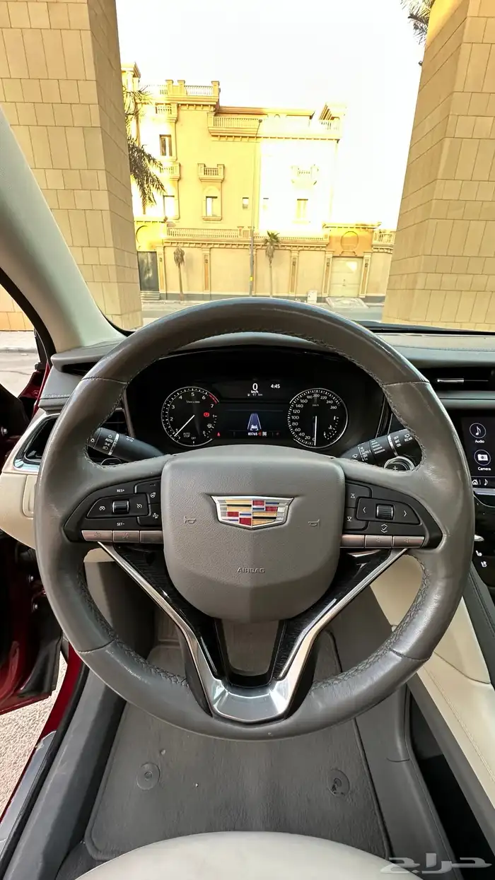 كاديلاك XT6 موديل 2020 17