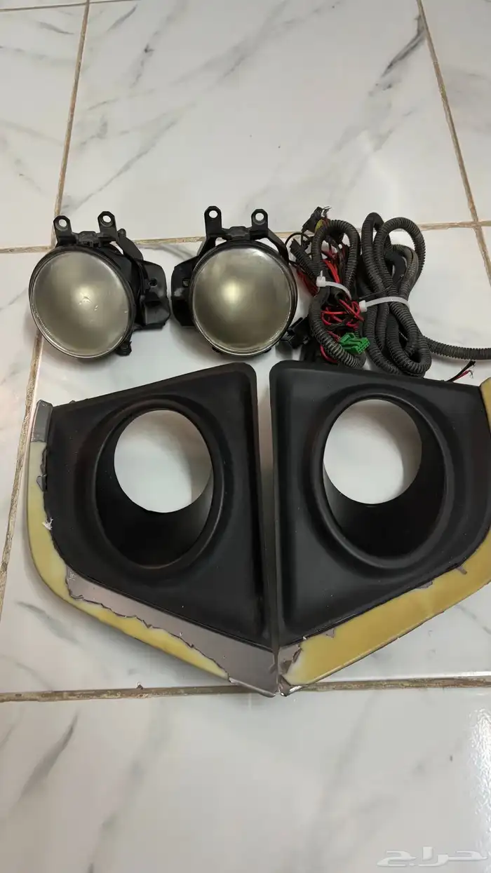 للبيع كشافات تويوتا كورولا من موديل 2014 إلى 2016 0