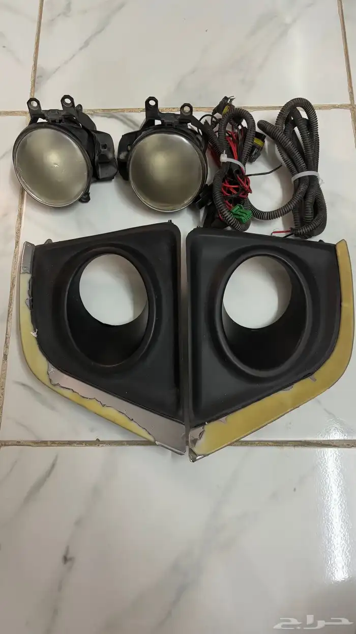 للبيع كشافات تويوتا كورولا من موديل 2014 إلى 2016 2