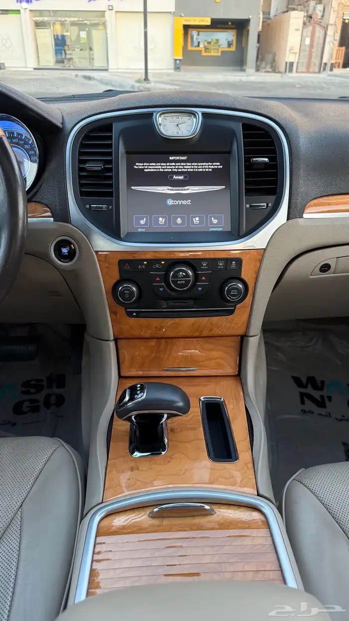 للبيع كلايزر 2014 فل كامل C300 - عداد 86 الف 22
