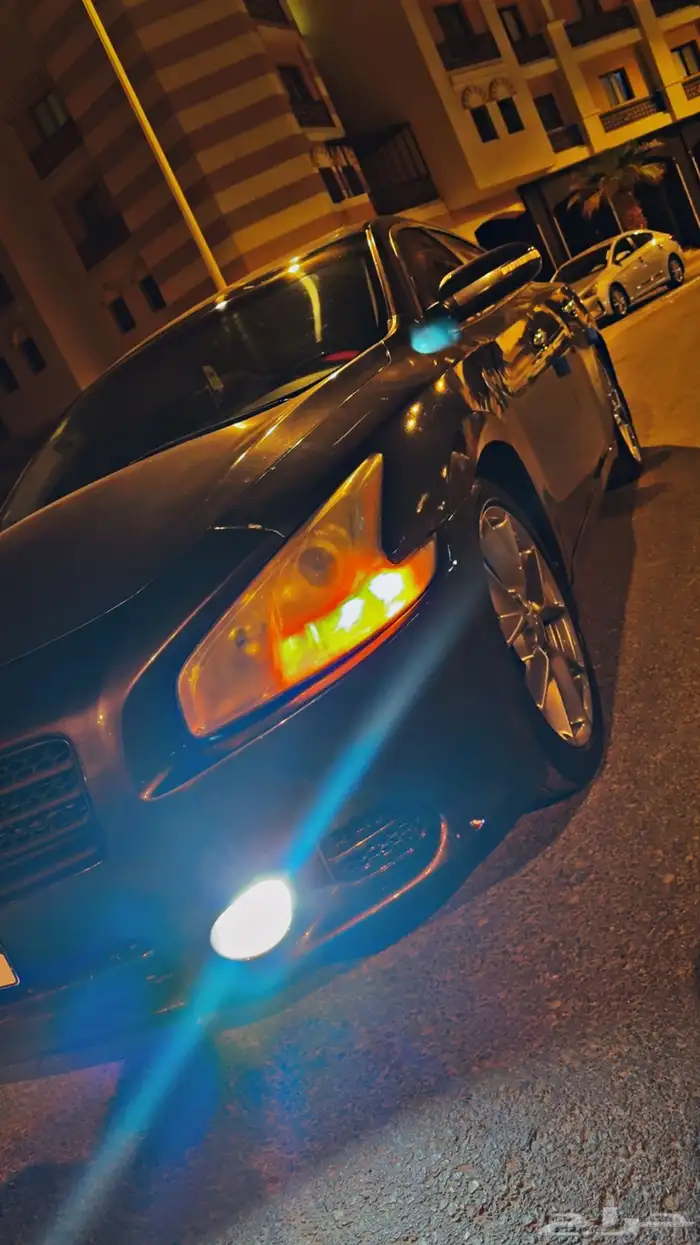 Nissan maxima 2011 3