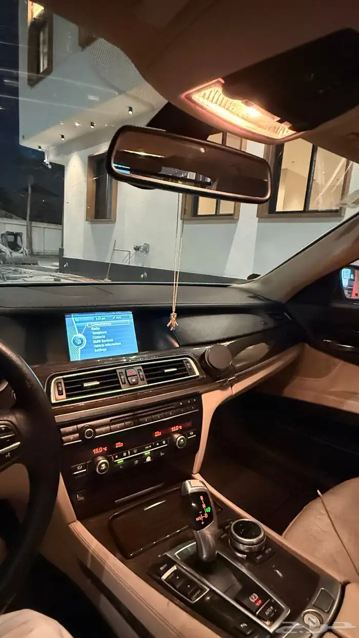 BMW730 2010 9