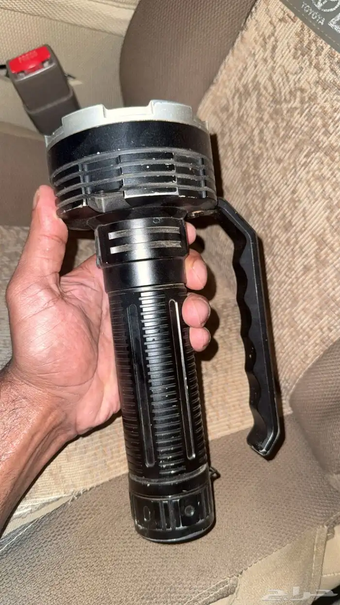 كشاف فينيكس LR80R 1