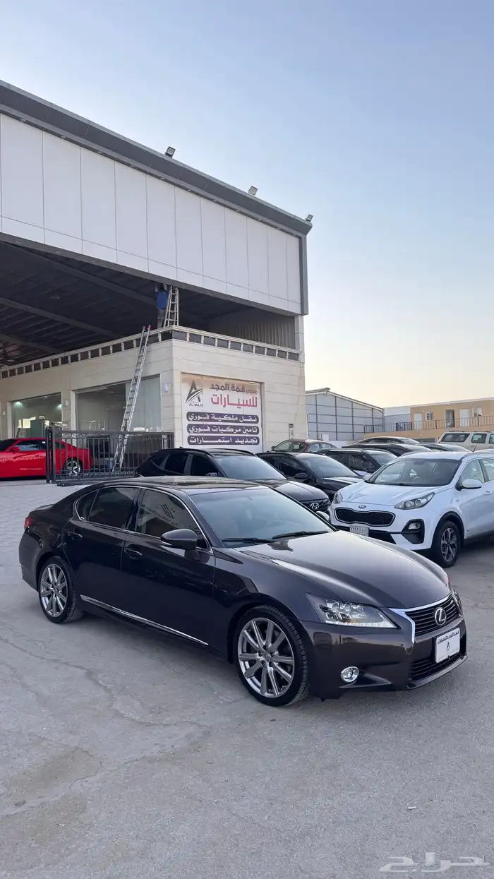 للبيع لكزس GS350 2015 - فل كامل - ممشى قليل جدا 1