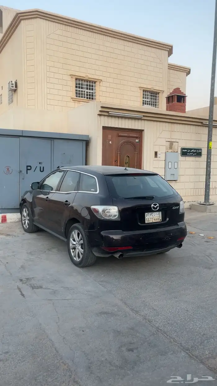 السياره مخبطه على كلام المهندس وتحتاج توضيب والبيع بحالتها 2