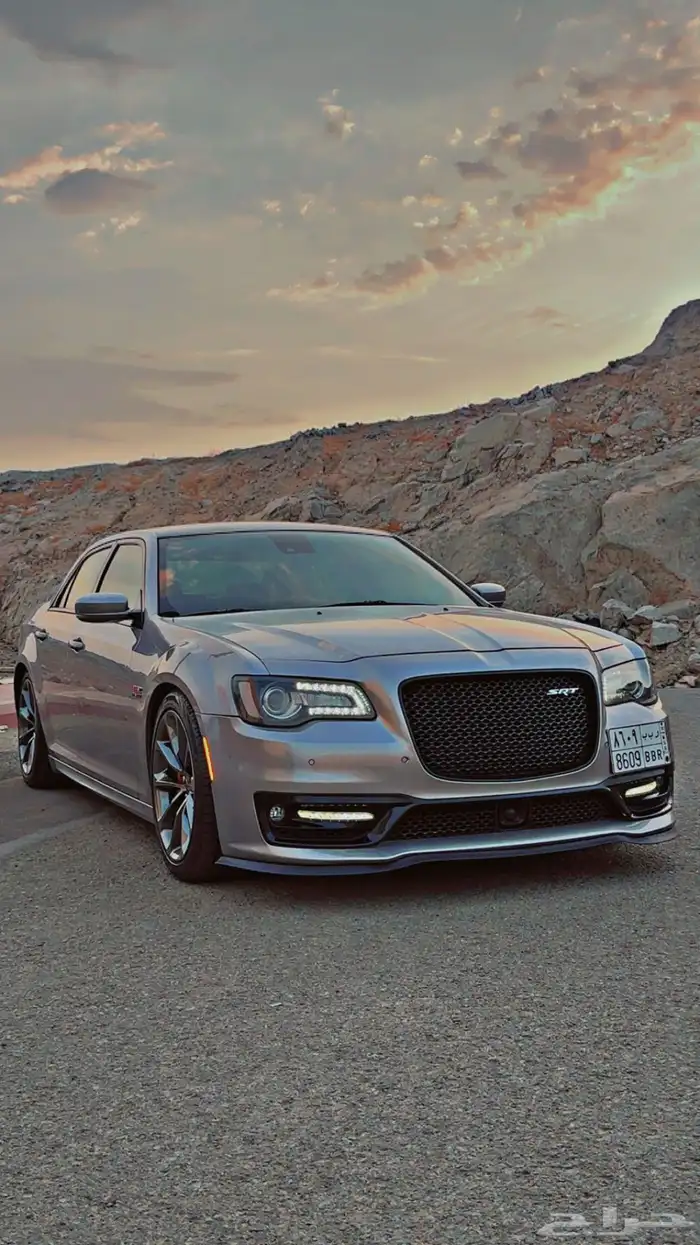 كرايزلر srt8 مخزن نظيف 4