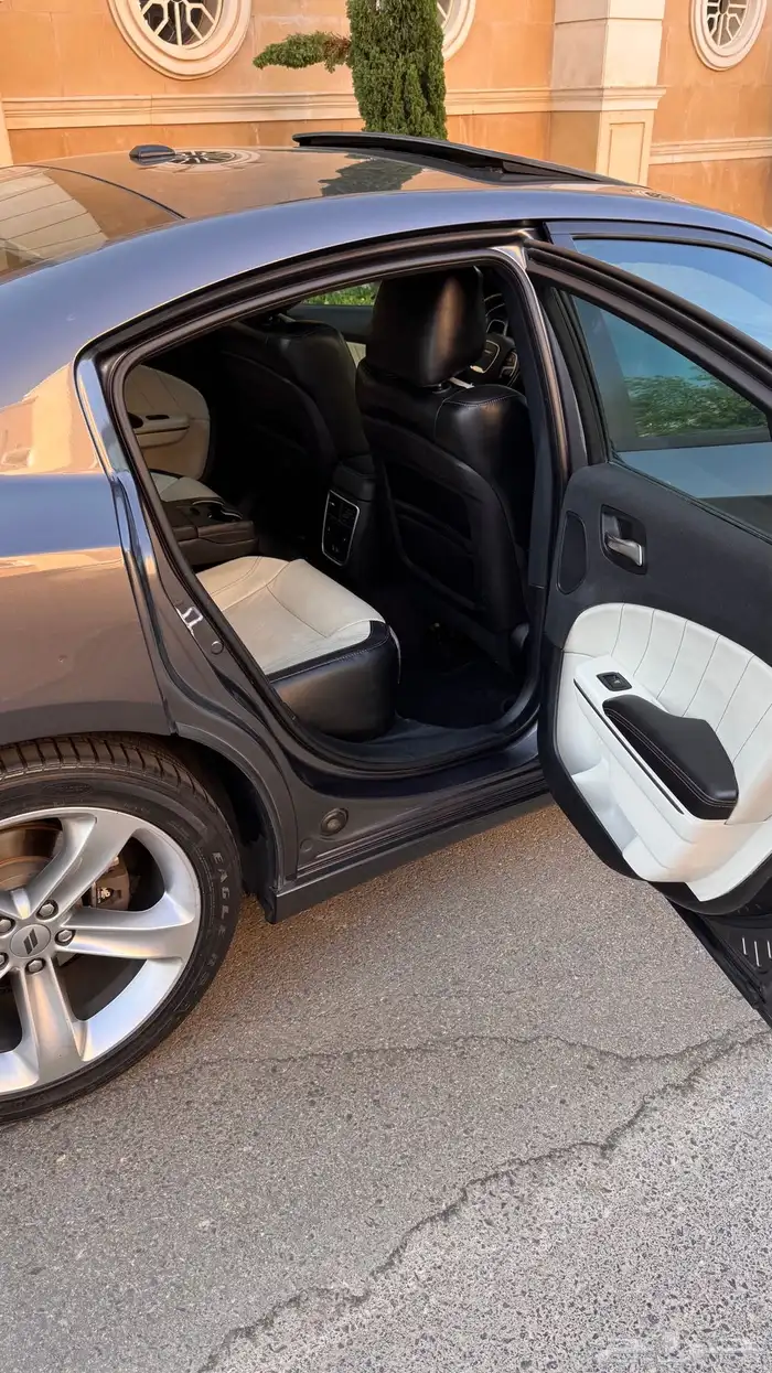 تشارجر 2018 sxt plus 36