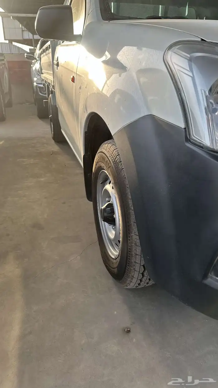 ايسوزو 2022 غماره ديزل جوانب وكالة ممشى قليل 5