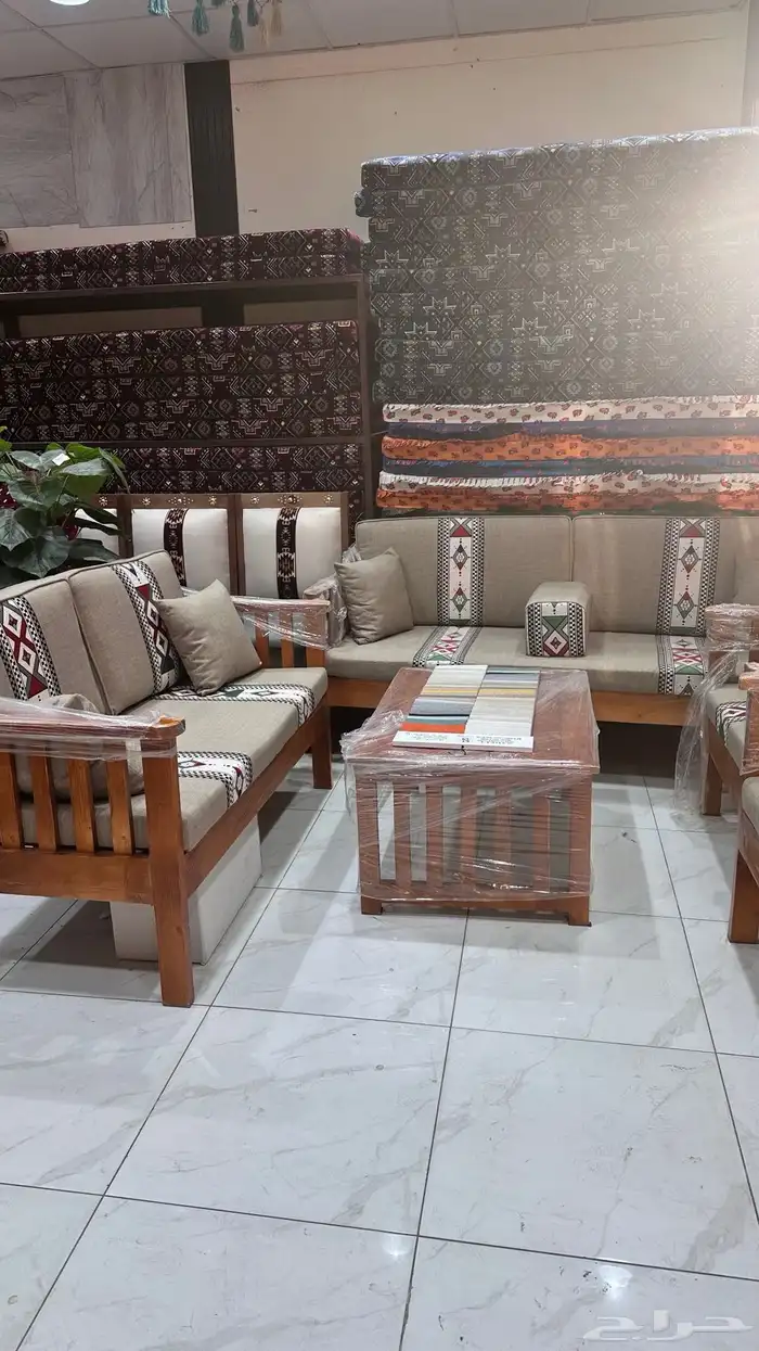 كنب ملكي 3