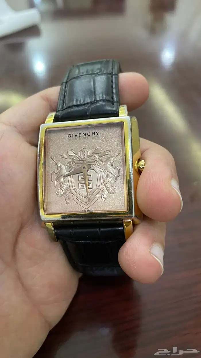 للبيع ساعة جيفنشي الأصلية فنتج 1