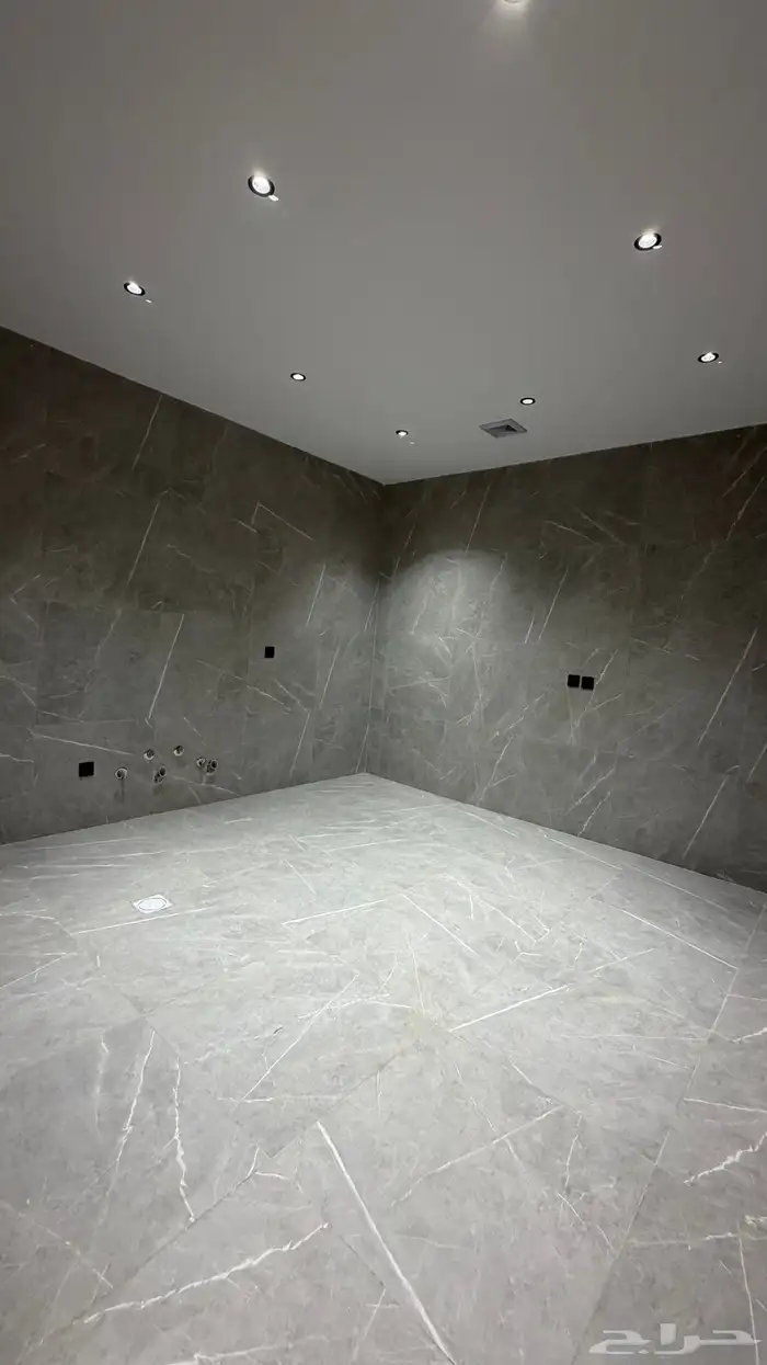 روف تمليك  حي_الفلاح  تبوك تنفيذ وتصميم حديث عالي الطراز 7