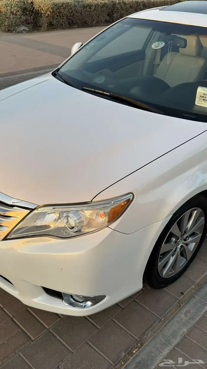 تويوتا أفالون 5