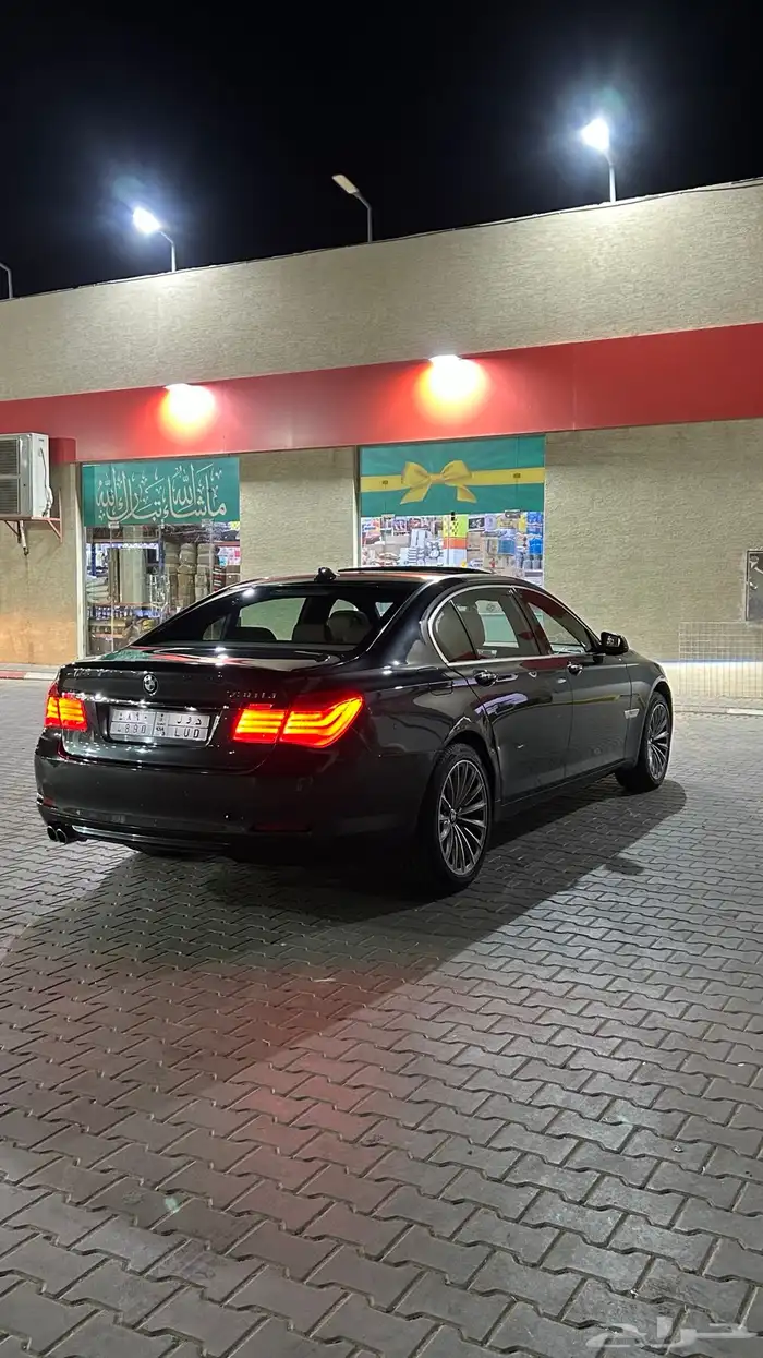 بي ام دبليو موديل 2010 2