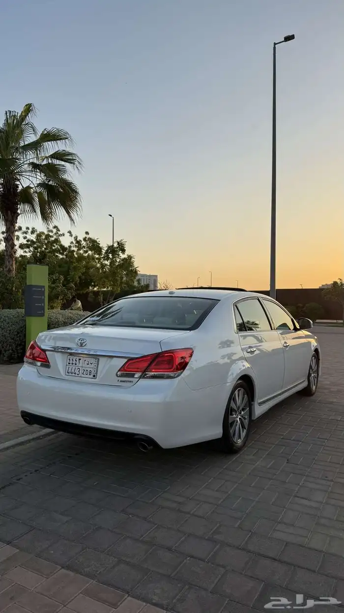 تويوتا أفالون 0
