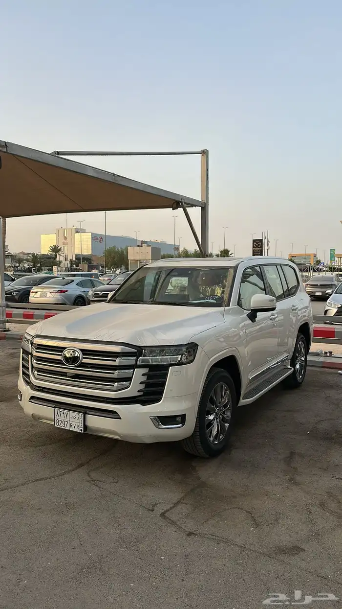 لاندكروزر 2025 سعودي 0