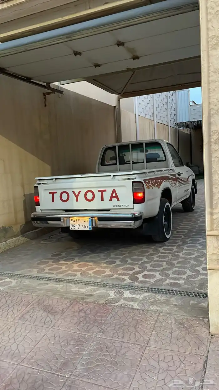 للبيع هايلوكس 2002 3