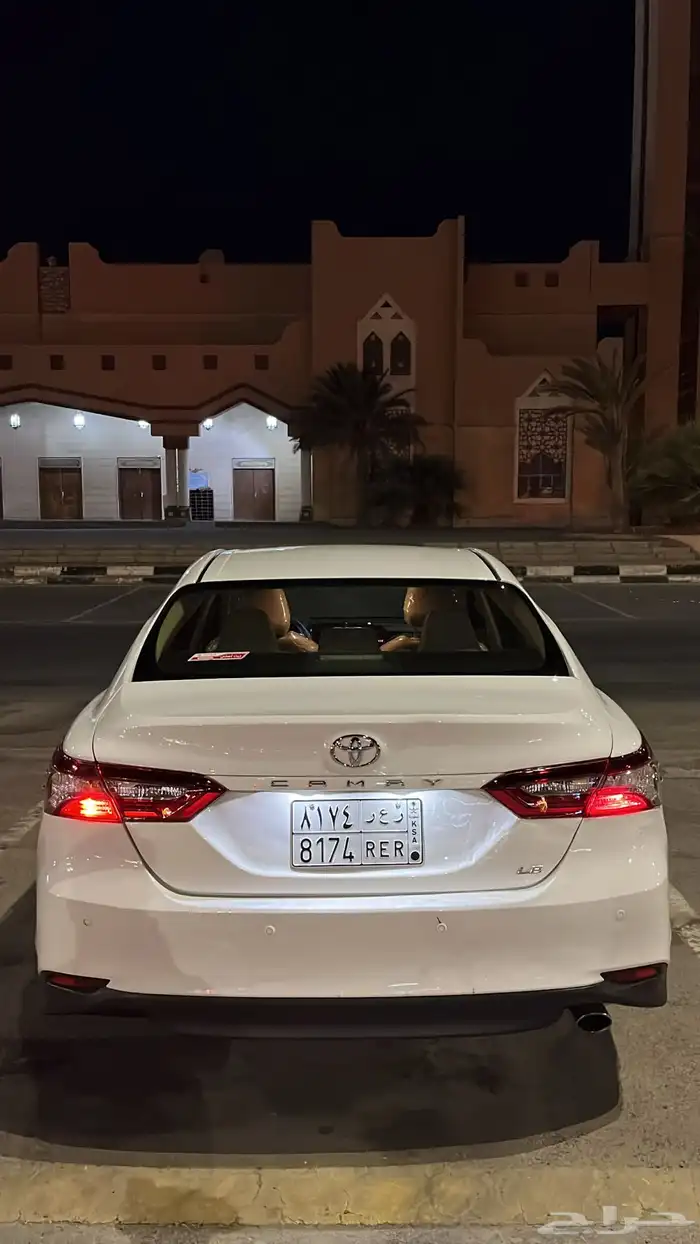 للبيع كامري2024 ستاندر 4