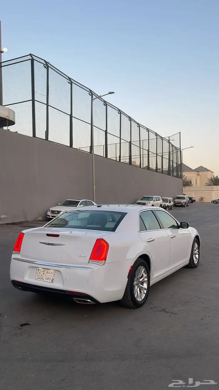 كرايزلر v6 2021 4