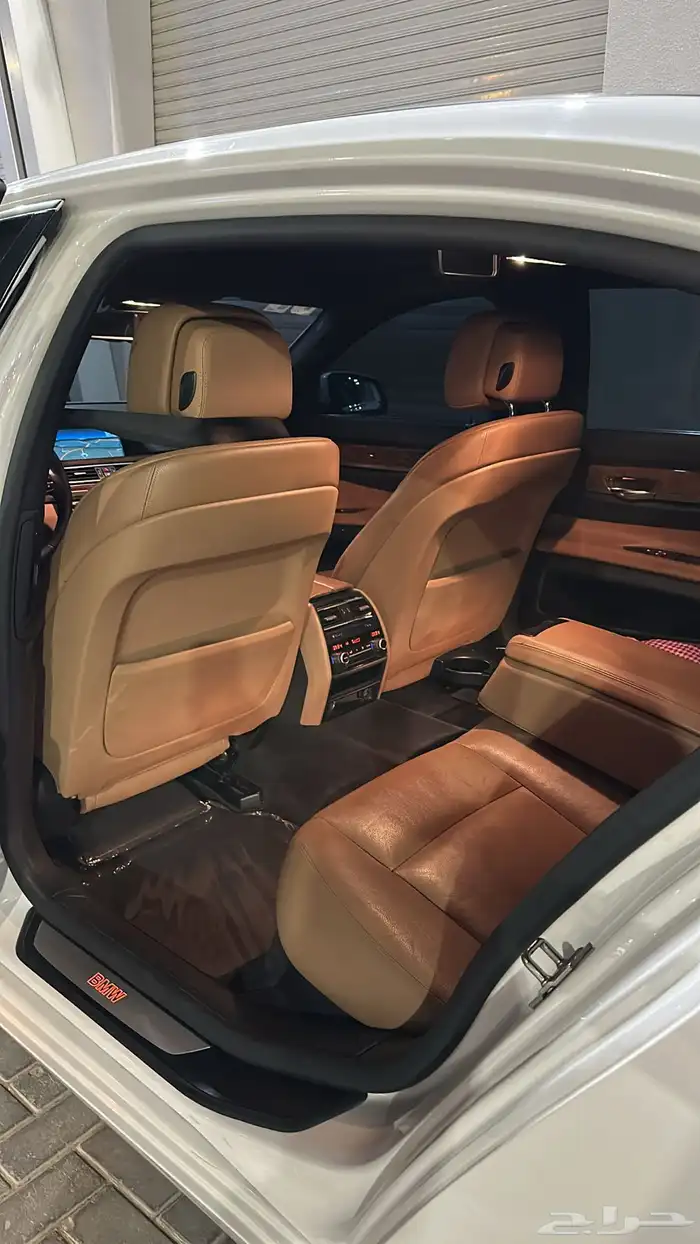 BMW 740il قمة فالنظافة 8