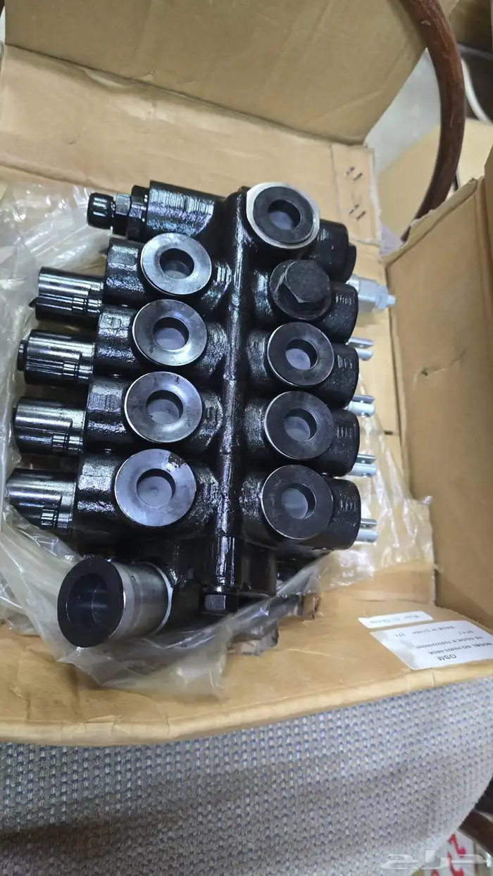 محل قطع غيار رافعات شوكية تايوتا متسوبيشي تي سي ام نيسان 8