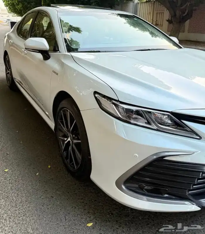 Camry 2023 GLE Hybrid 2