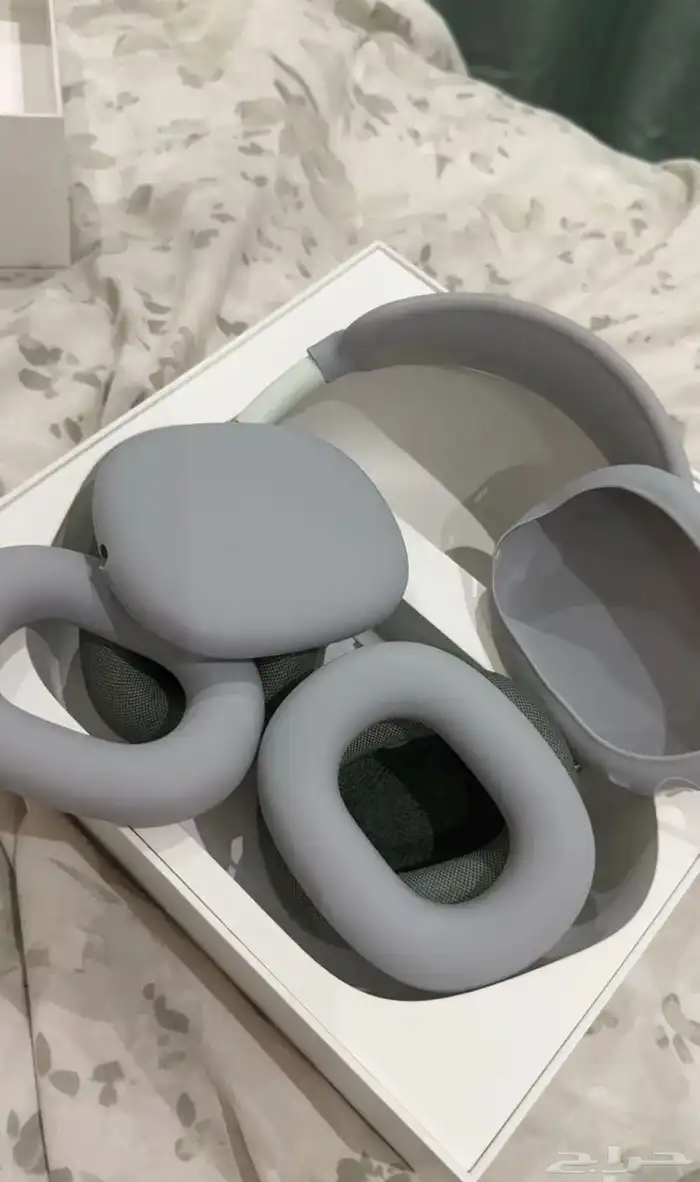 ابل سماعه ايربودز ماكس 2