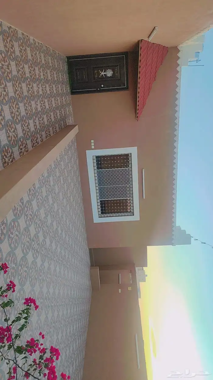 حوش كبير بداخله منزل مفروش ومنزل للعمال ومستودعات للايجار 15