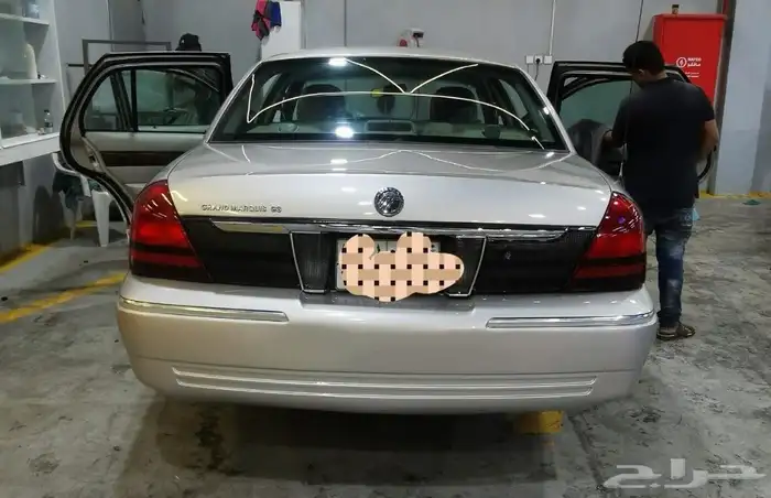 جراند ماركيز 2005 معدل الى 2011 نظيف 2