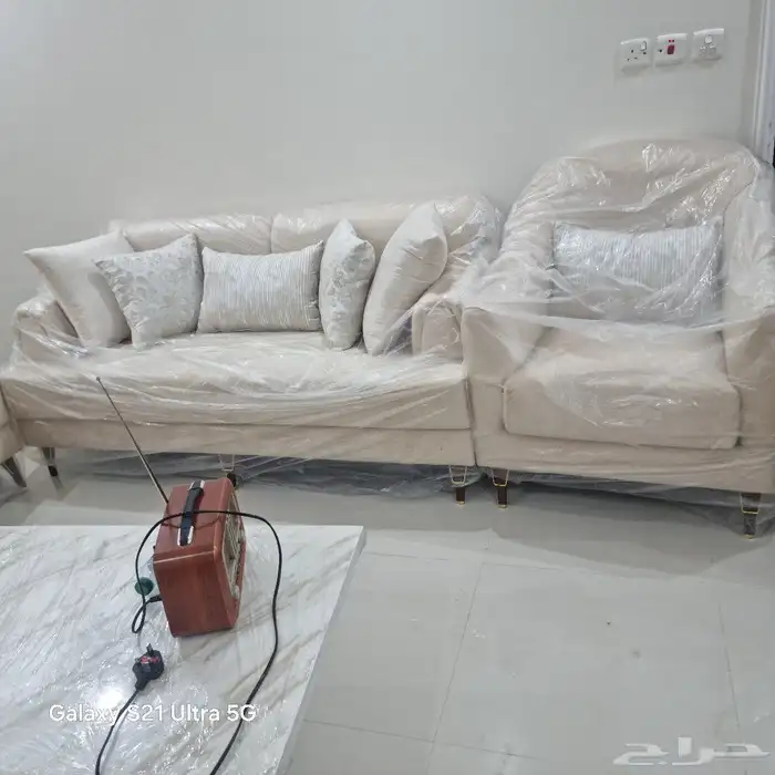كنب الهبه تفصيل وجاهز يوجد تنجيد لجميع انواع الكنب تقسيط 48