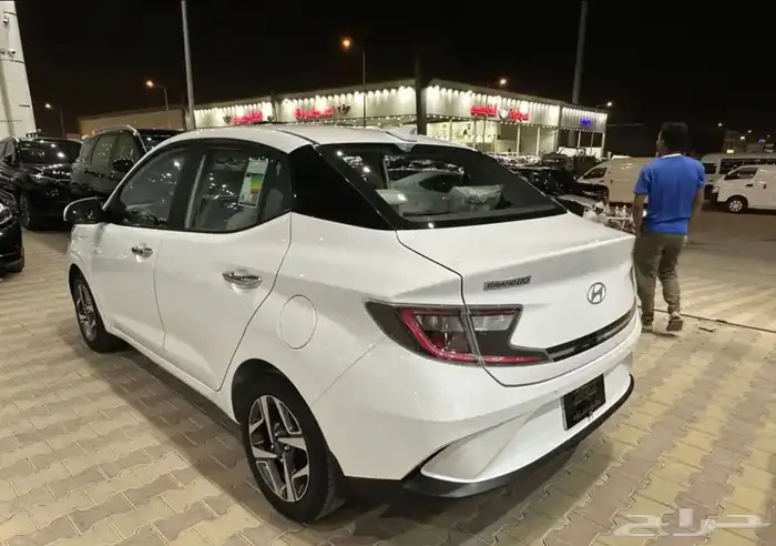 هيونداي j10 موديل 2024 نص فل 14