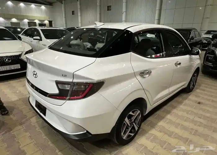 هيونداي j10 موديل 2024 نص فل 15