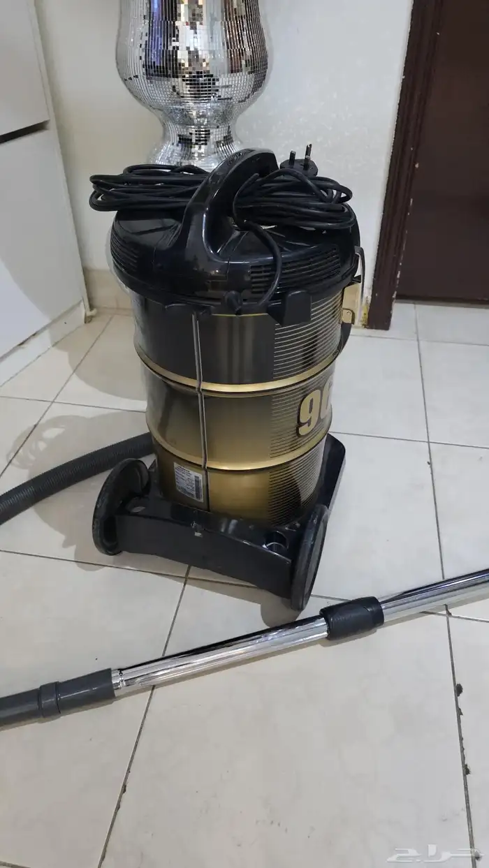 للبيع مكنسة كهربائية HITACHI أصلية 21 لتر 1