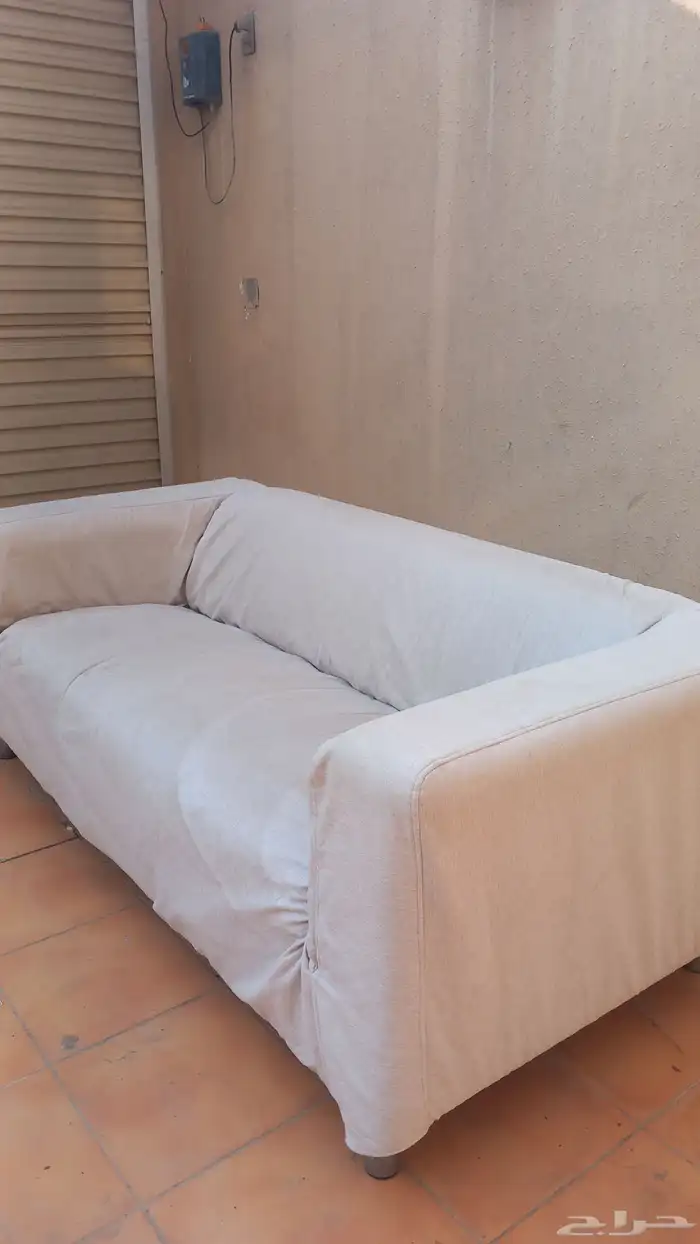 كنبه للبيع بالغطاء اللي عليها 300 بدون الغطاء ب 150 الكنبه 2
