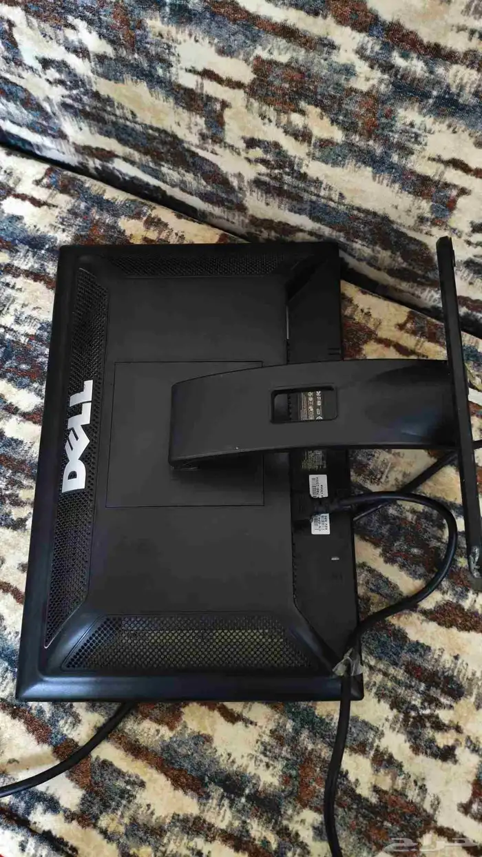 شاشه للبيع من شركه DELL الشاشه استعمال حشمه 1