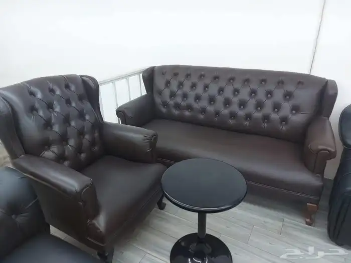 Luxurious Office Table Available in elegant designs suitable 23