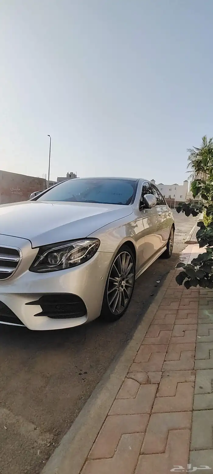 مرسيدس E300 موديل 2020 5