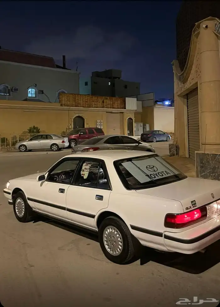 كرسيدا عليها محرك 2jz 18