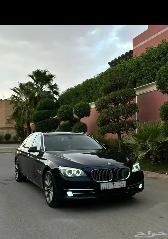 بي ام دبيلو 730 4