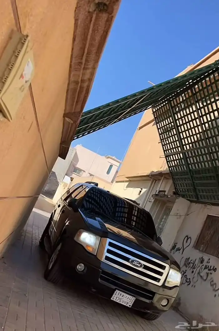الموديل 2012  ممشى 300 000 2