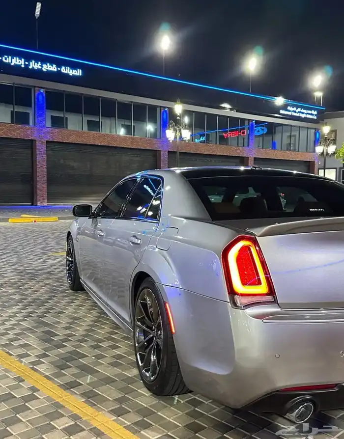 كرايزلر srt8 مخزن نظيف 30