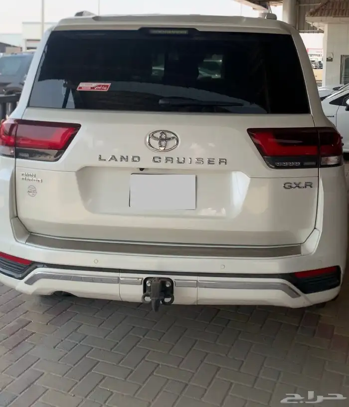لاندكروزر GXR3 موديل 2023 2