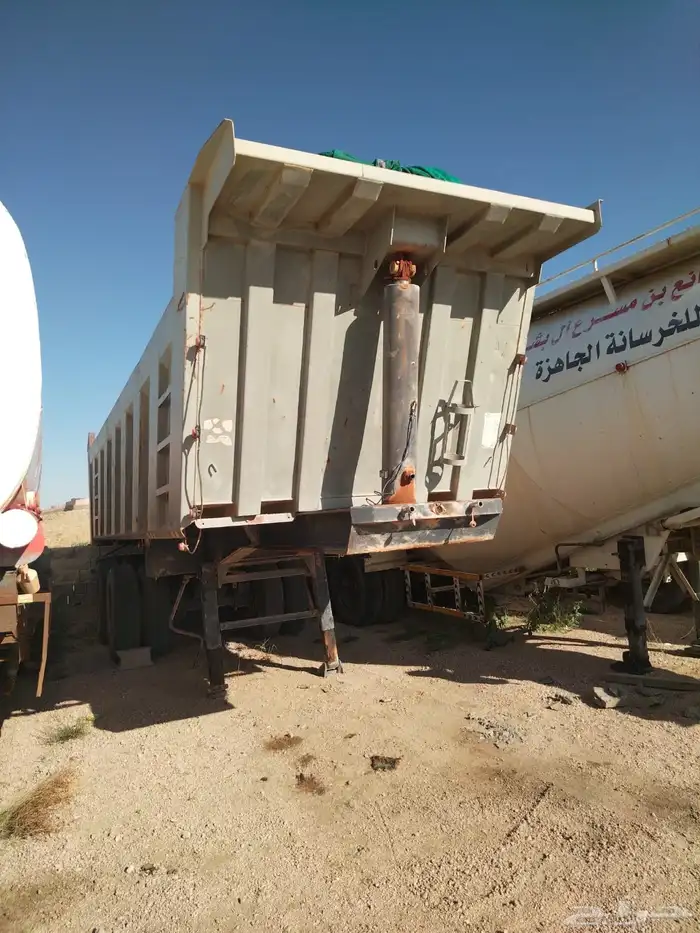 صندوق قلاب نظيف جدا حجم 24م 1