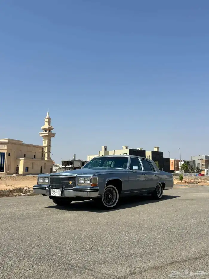 كاديلاك فليتوود موديل 1984 0