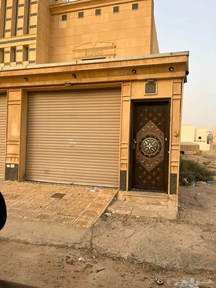 شقة أرضية للبيع بحي الورود موقع مميز ودخل سنوي ممتاز 2