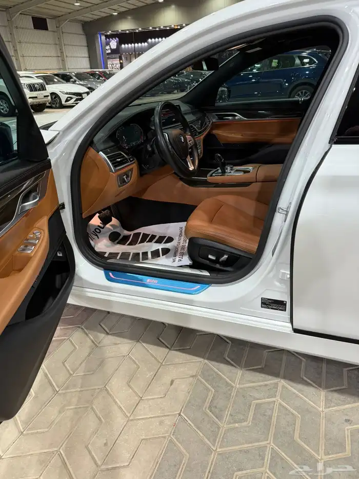 بي ام دبليو 730 شبه جديده 2021 الناغي 33