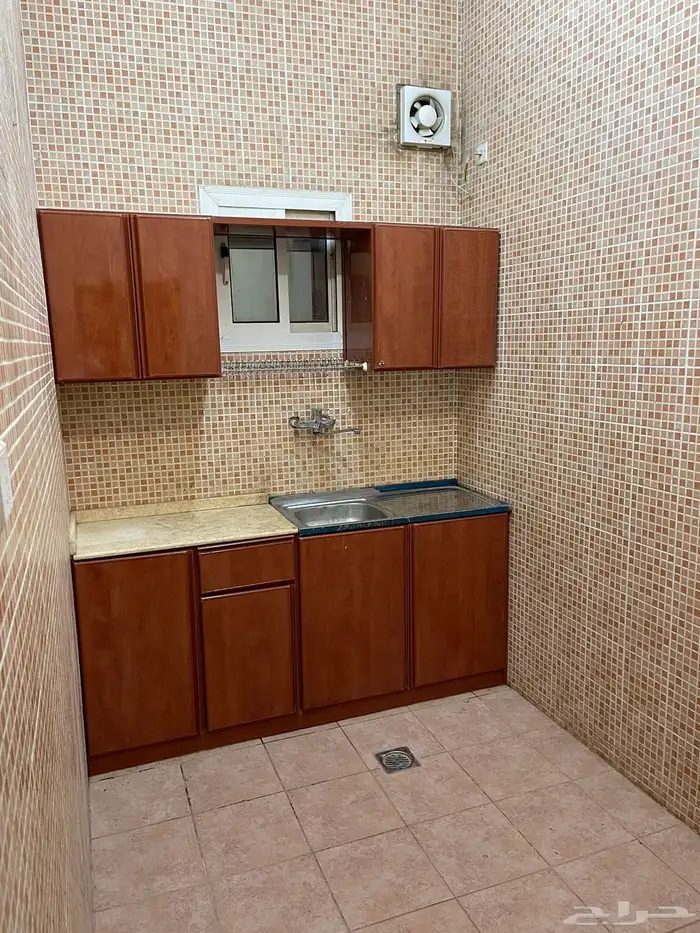 سكن عزاب بينبع غرفه ومطبخ وحمام (650) ريال شاملة الكهرباء 5