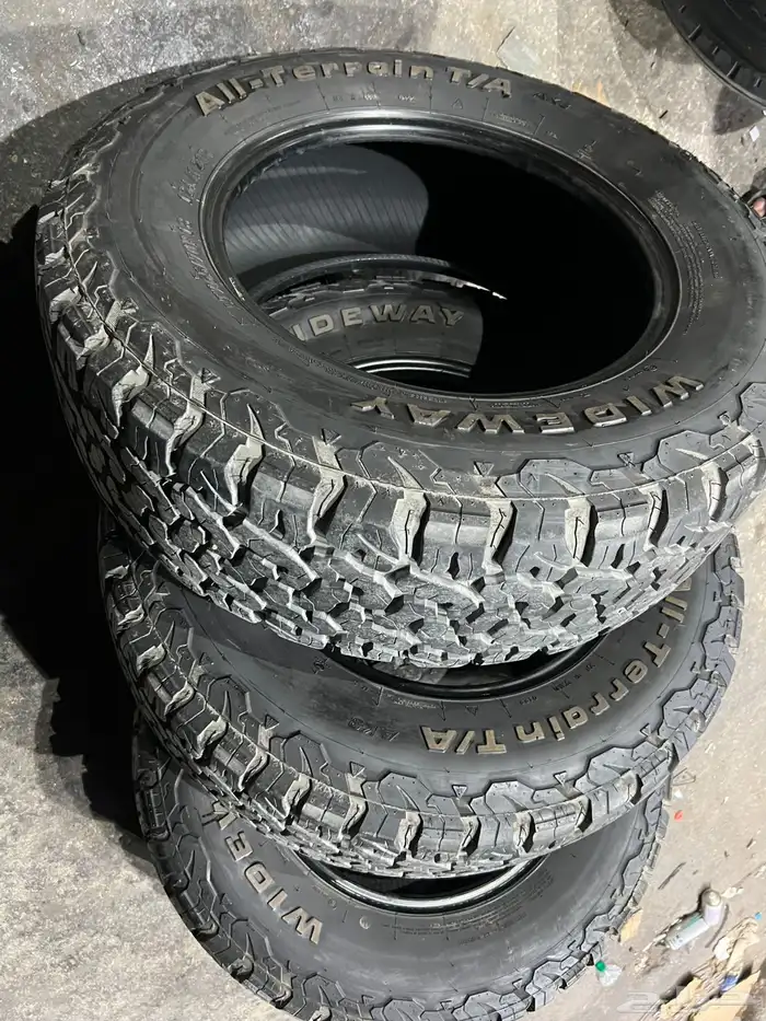 كفرات ودواي نص حجري مقاس 265 70 18 5